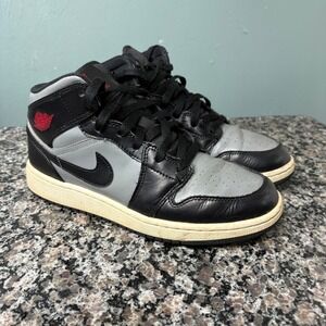 Nike Air Jordan 1 Mid Shadow Red Black Grey 554725-096 Mens 6.5Y Sneaker